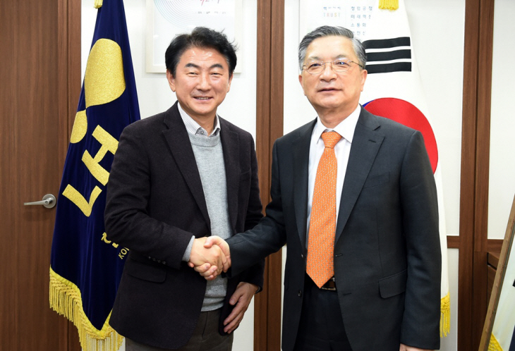 김동근 의정부시장-이한준 LH 서울지역본부 사장 12일 면담