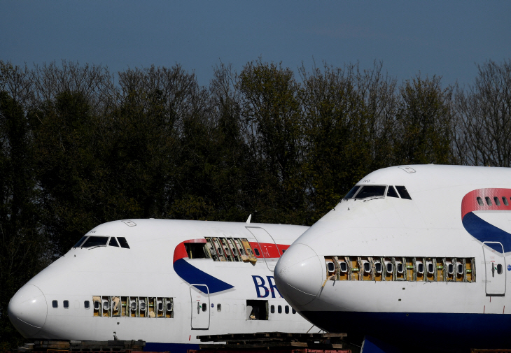 BOEING-747/LEGACY