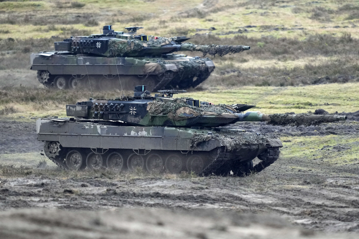 Germany Switzerland Tanks