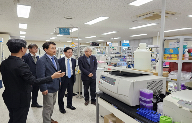 김지사, 스크립스코리아항체연구원 방문_1