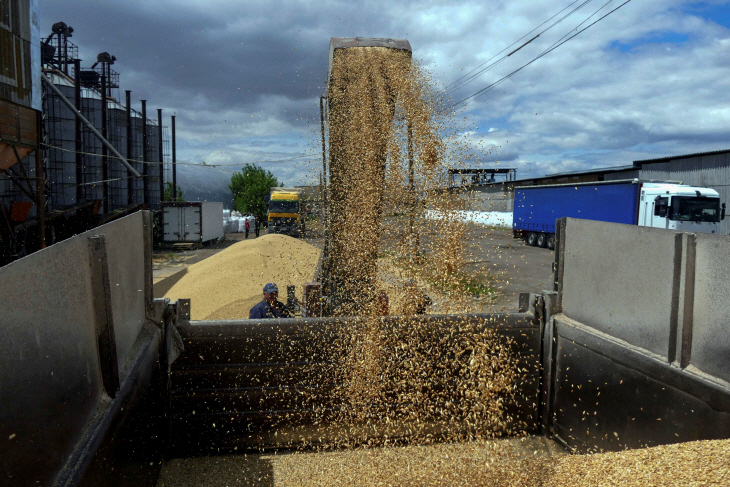 UKRAINE-CRISIS/HARVEST