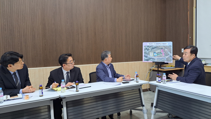 의왕시 22일 백운호수 초중통합학교 간담회 개최