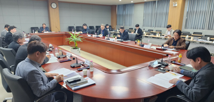 230327_수도권_공공기관_충남혁신도시_유치_자문회의
