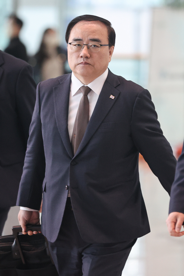 김성한 국가안보실장 사퇴