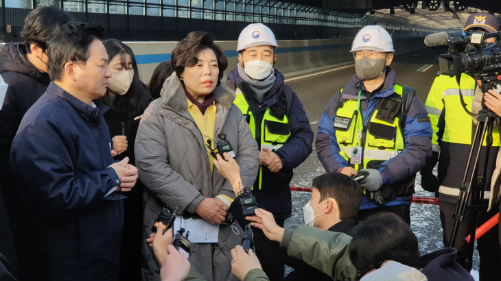 신계용 과천시장 북의왕IC 방음터널 화재사고 현장 인터뷰