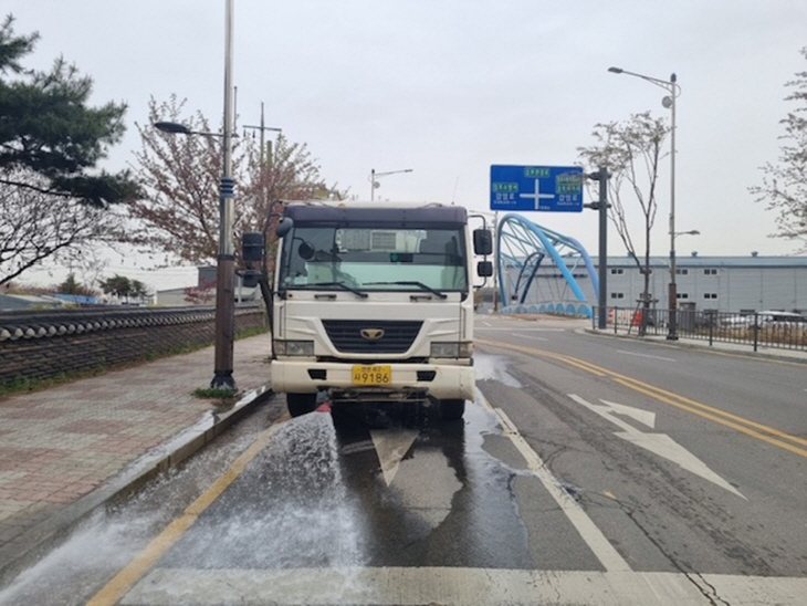 김포시 미세먼지 저감 도로살수차 운행