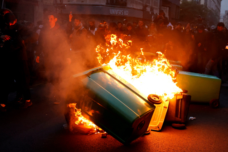 FRANCE-PENSIONS/PROTEST