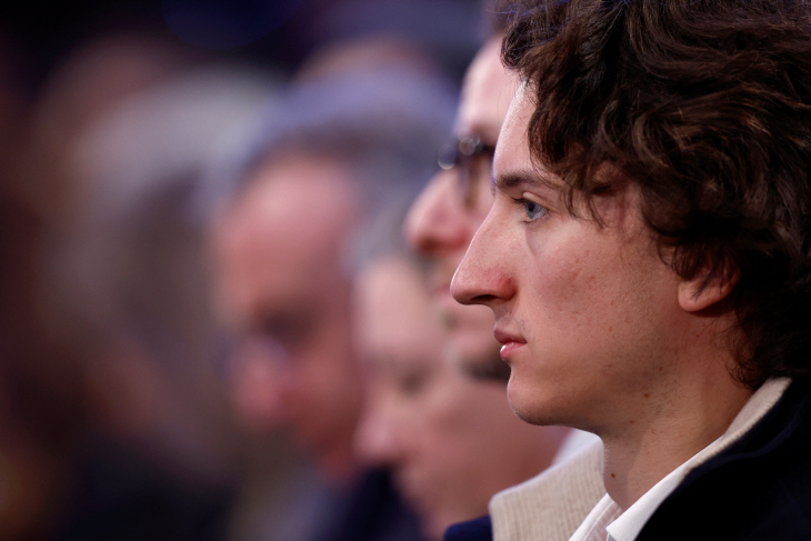 LVMH-AGM/