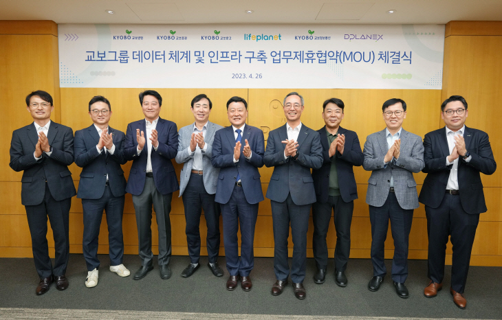 신창재