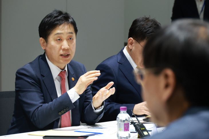 김주현