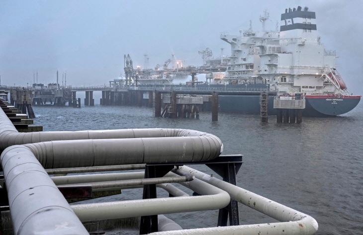 UKRAINE-CRISIS/GERMANY-ENERGY-LNG