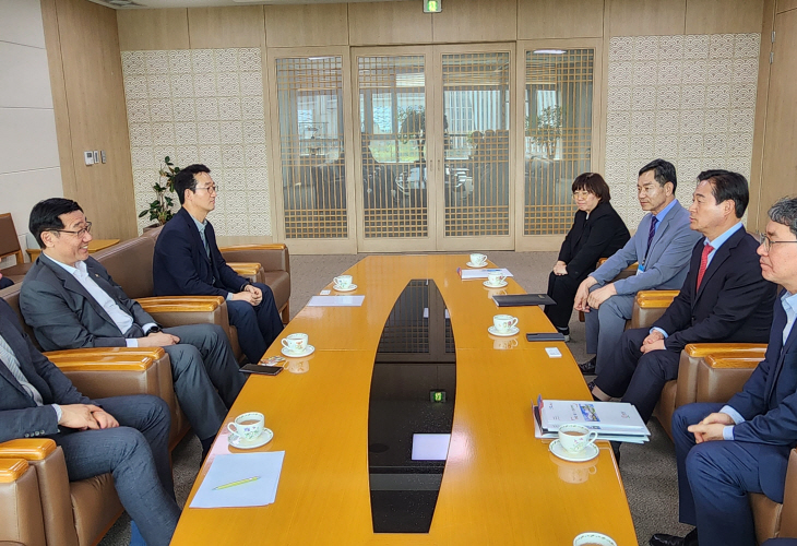 신영재 군수, 세종시 방문 001 국토부제2차관