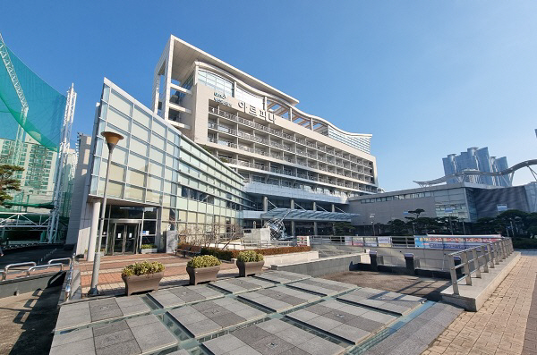 부산도시공사 “부산여행 사진으로 ‘아르피나’를 만나다”