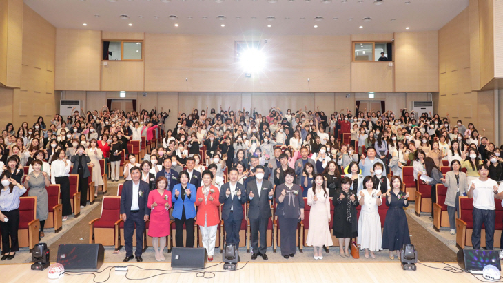안산시어린이집연합회 제42회 스승의날 기념행사 현장