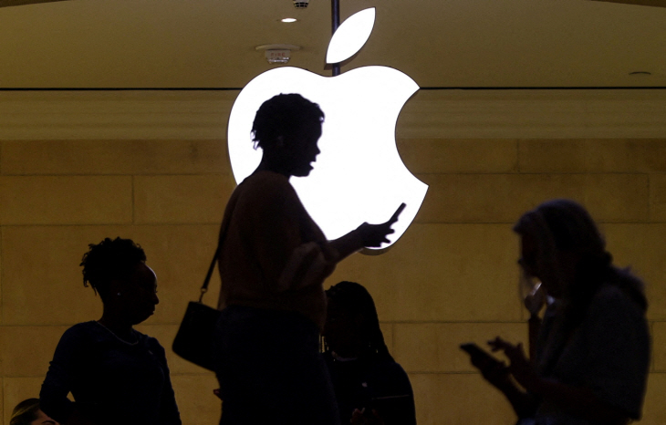 APPLE-BROADCOM/