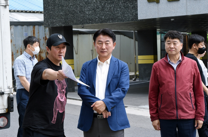 김동근 의정부시장 22일 금오동 꽃동네 민원현장 출동