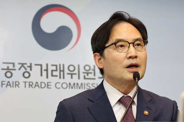 한기정 공정위원장, 이동통신 3사의 5G 속도 과...