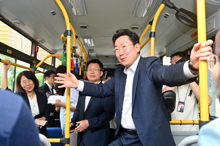 혁기버스 개통식