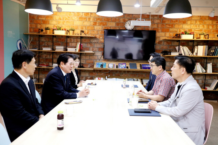 안양시 8일 감사권익보호관-민간전문감사관 신규 위촉