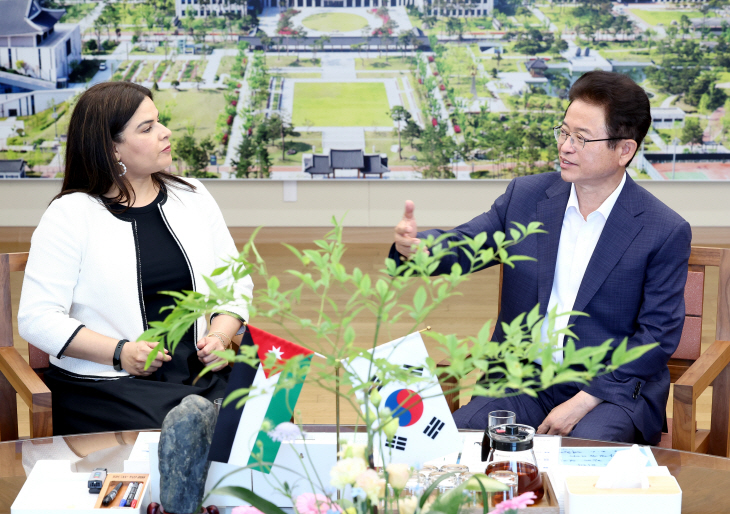주한요르단대사 방문