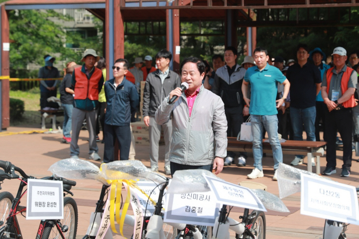 주광덕 남양주시장 제11회 다산2동 사랑의 걷기대회 주재