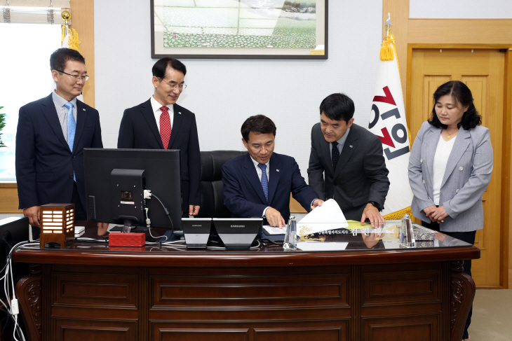 김진태 강원특별자치도지사, 첫 업무