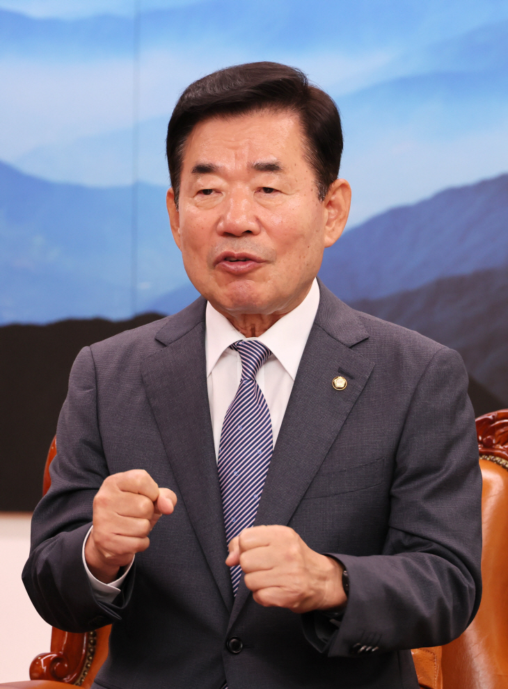 발언하는 김진표 국회의장<YONHAP NO-1569>