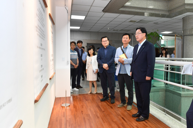 강수현 양주시장 사회적경제 홍보관 관람