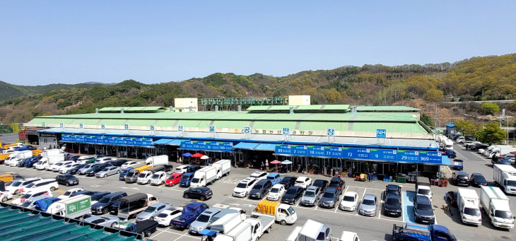 안동농협 농산물공판장 전경