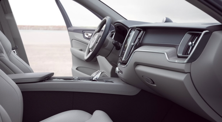 볼보 XC60