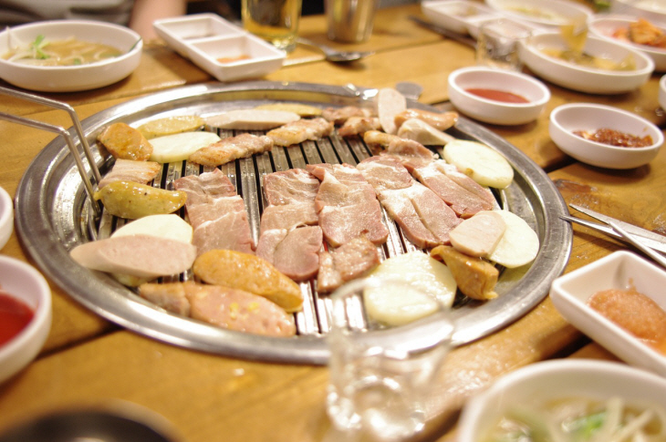dining-together-1842969_1280