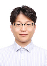 사진 1. KAIST 전기및전자공학부 김주영 교수