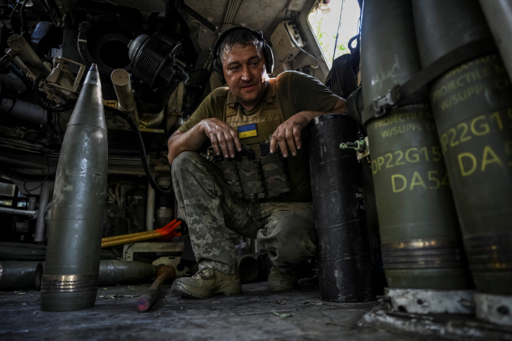 UKRAINE-CRISIS/SOUTH-ARTILLERY