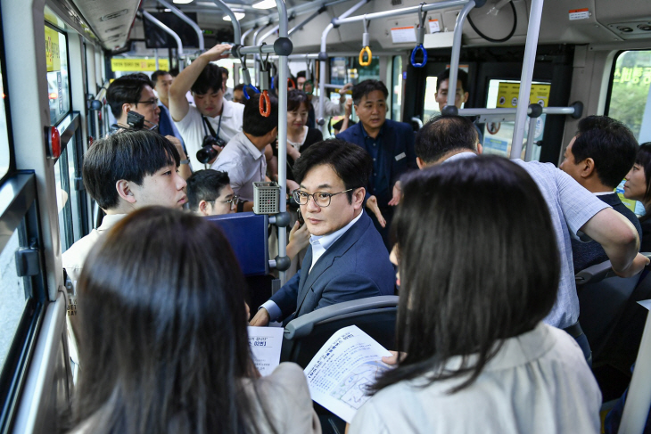 김병수 김포시장 서울동행버스 시승객 의견 청취