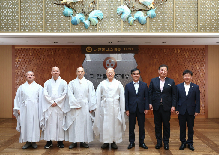 김경일 파주시장 17일 대한불교조계종 총무원장 진우스님 예방