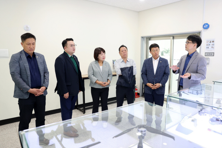 시흥시의회 자치행정위원회 드론교육훈련센터 탐방