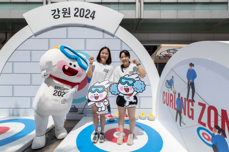 강릉 시청 소속 컬링단 팀 킴(team KIM)