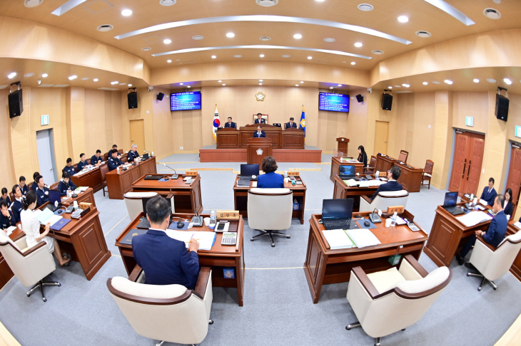 청송군의회, 제267회 임시회 개회