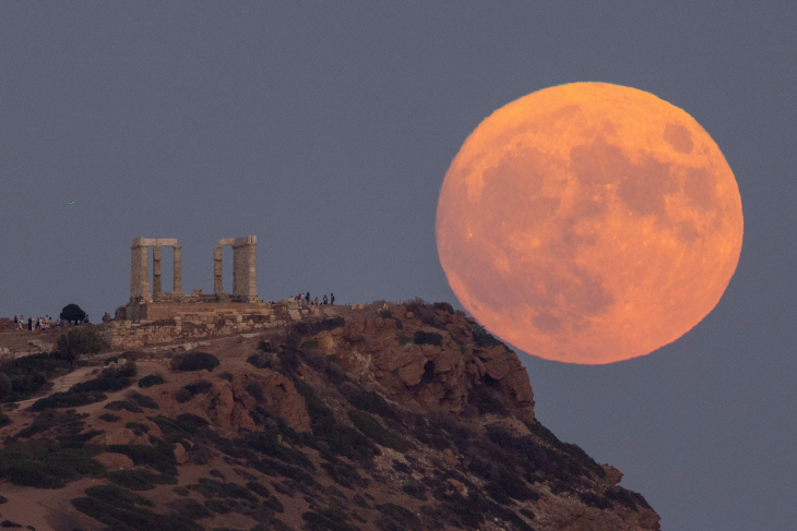 SUPERMOON-GREECE/