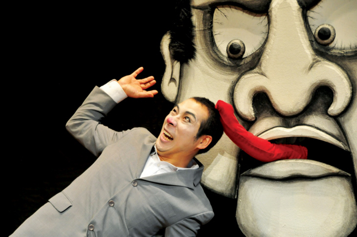 예술무대산 인형극 '그의 하루'