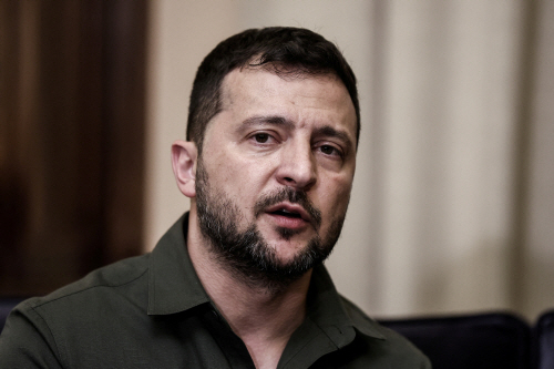 UKRAINE-CRISIS/SHIPS-ZELENSKIY