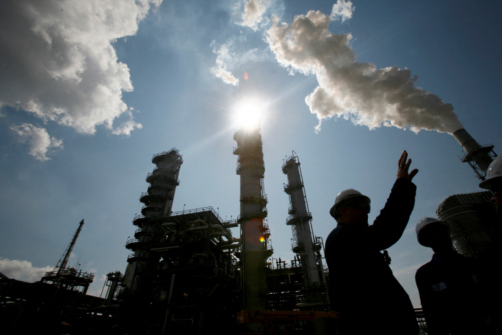 USA-OIL/OUTPUT