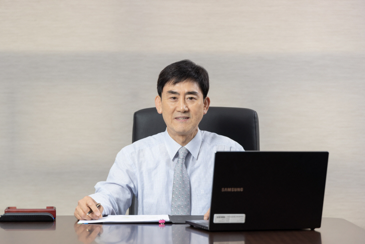 [교촌 이미지] 교촌에프앤비㈜, 송종화 부회장