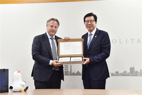 박형준 부산시장, 스벤 올링 주한덴마크대사 접견