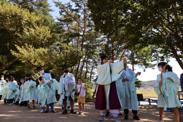 도산서원에서 펼쳐지는 현대판 과거체험