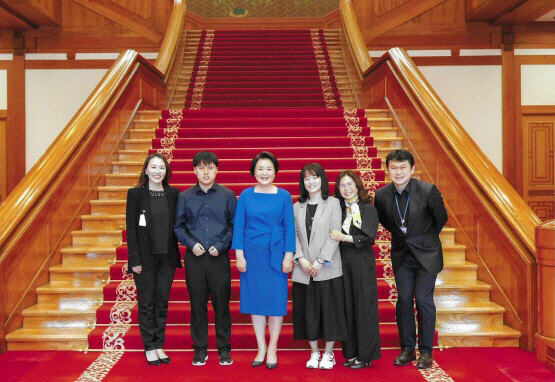 김의성 전 청와대 행정관, 발달장애인 미술작가 전시회 ‘우리,
