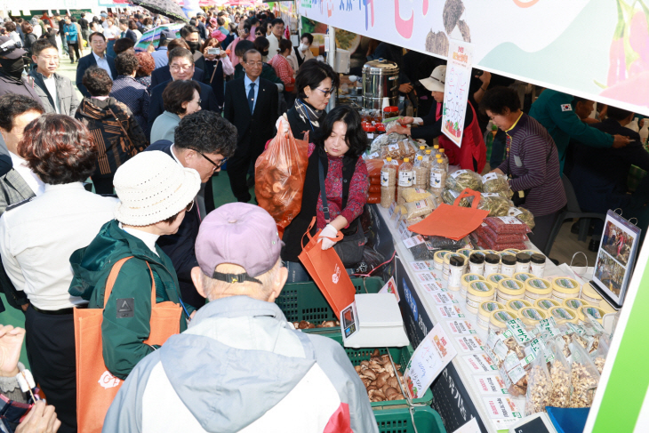 예천군 바가지 없는 축제로 ‘흥행몰이’ 성공 농산물축제