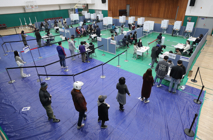 제21대 국회의원 선거일 서울 송파구 잠전초등학교