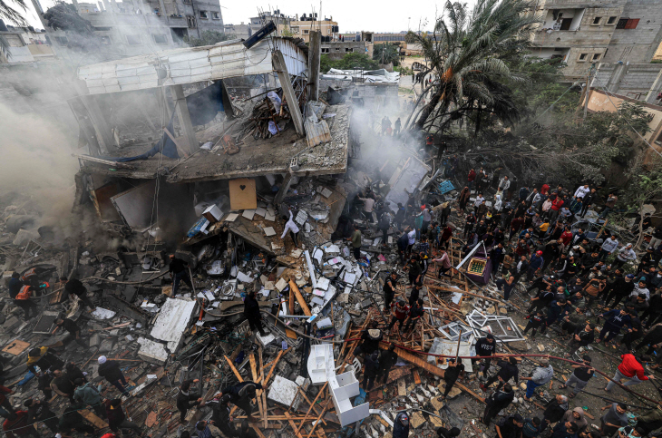 TOPSHOT-PALESTINIAN-ISRAEL-CONFLICT