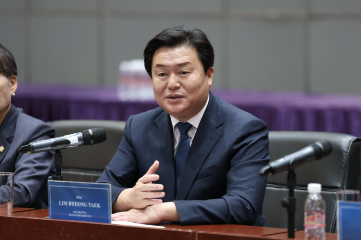 시흥시,베트남 투저우못시와 우호교류 양해각서 체결 - 뉴스 썸네일 이미지